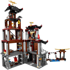 The Lighthouse Siege - LEGO - Building blocks - ShopYourBlocks